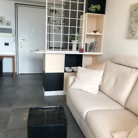 Le Terrazze Vista Piscina Tennis Parking Wi-fi 公寓式酒店