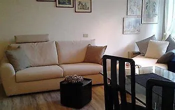 Le Terrazze Vista Piscina Tennis Parking Wi-fi Apartmanhotel 4*