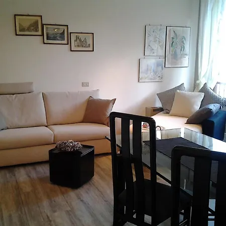 Le Terrazze Vista Piscina Tennis Parking Wi-fi Apartmanhotel Menaggio