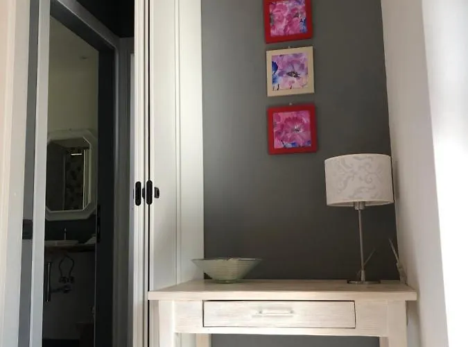 מלון דירות Terrazze - Luxury Lake Como View Apartment - In Menaggio מנאג'יו