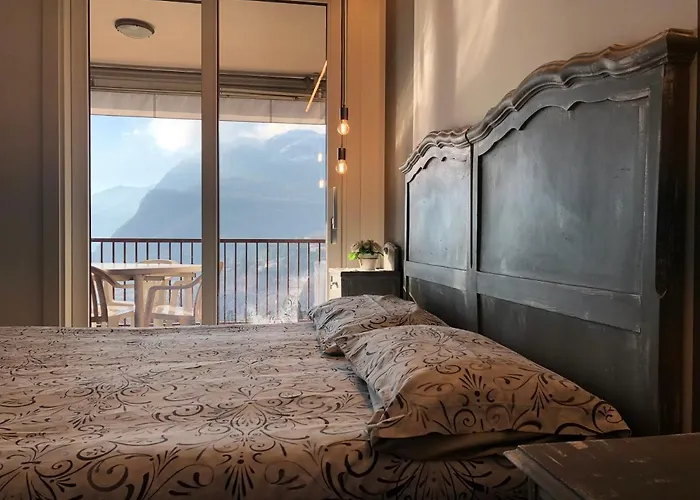 Terrazze - Luxury Lake Como View Apartment - In Menaggio מלון דירות