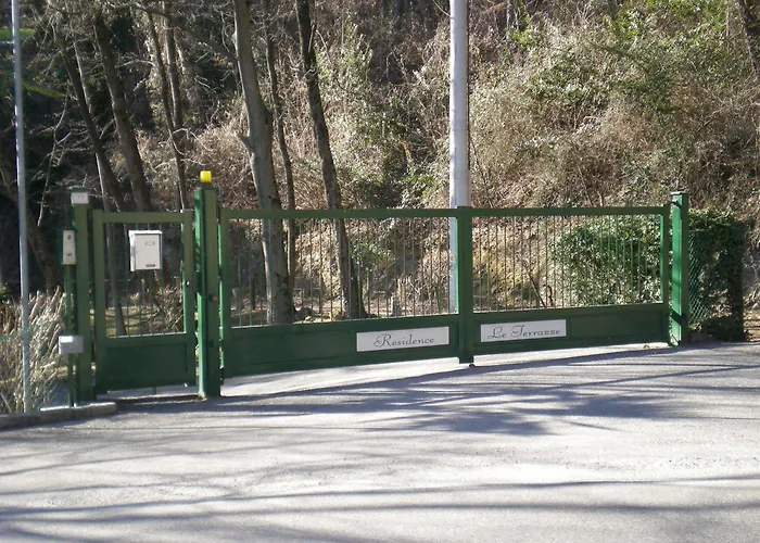 Le Terrazze Vista Piscina Tennis Parking Wi-fi 4* Menaggio