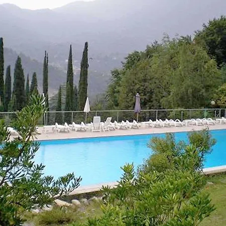 Le Terrazze Vista Lago Piscina Tennis Parking Wi-Fi Aparthotel 3*