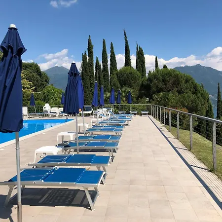 Le Terrazze Vista Lago Piscina Tennis Parking Wi-Fi 3*