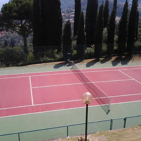 Le Terrazze Vista Piscina Tennis Parking Wi-fi 4*